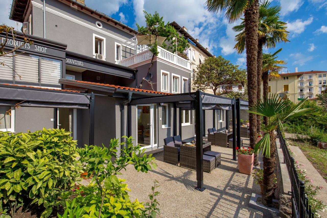 Villa Clara Lovran Exterior photo